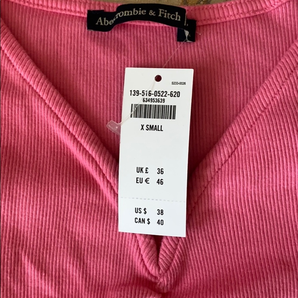 A&f NWT!!! off shoulder pink crop top - Picture 2 of 2